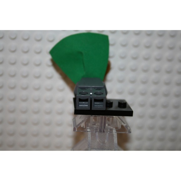 LEGO Loki Minifigure sh033a Marvel Avengers Gray Suit Green Cape Gold Scepter - Picture 6 of 8